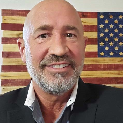 Agente de préstamos Kevin Everett