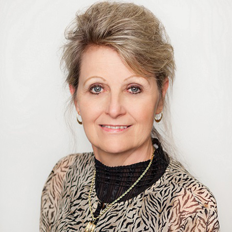 Agente de préstamos Donna Cline