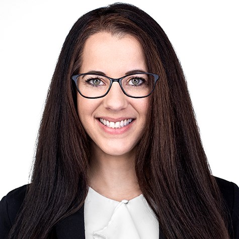 Jennica Spooner Agente de préstamos