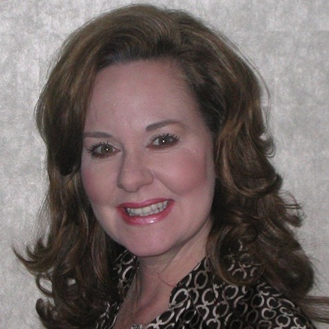 Amy Julien Agente de Préstamos